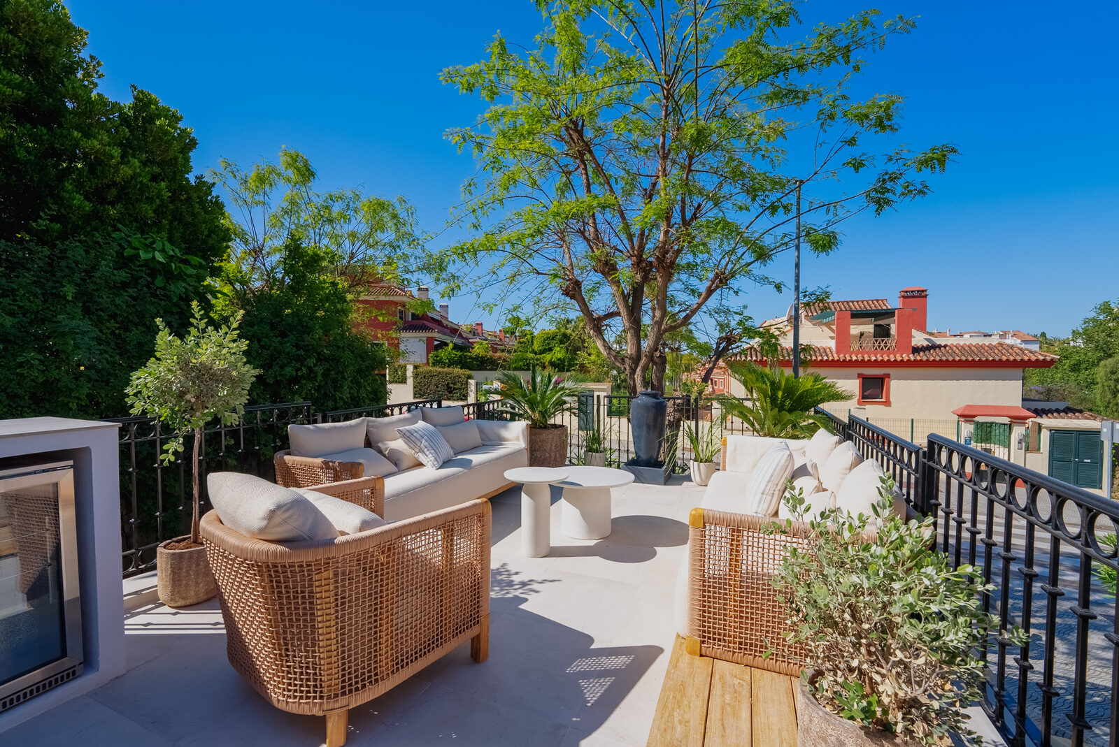 Casa Marisal — south facing sun terrace with outdoor lounge